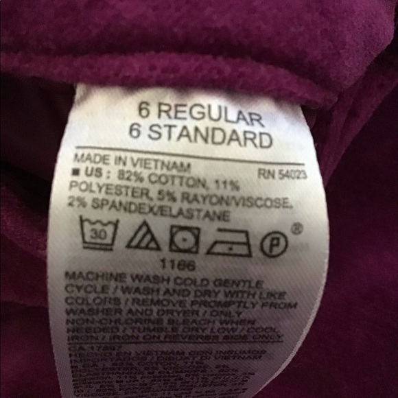 ⛄️ Old Navy soft, velour-like mid-rise Pixie pant - Picture 5 of 9